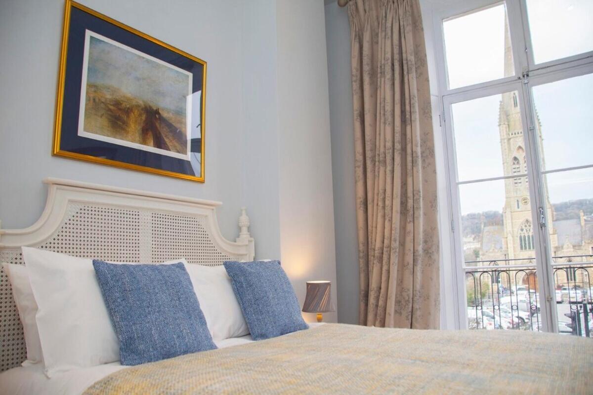Stylish City Centre Apartment - באת' מראה חיצוני תמונה